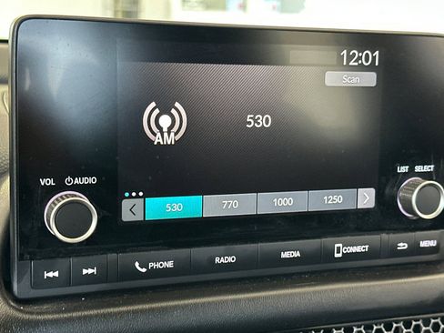 Certified 2025 Honda HR-V Sport image 18