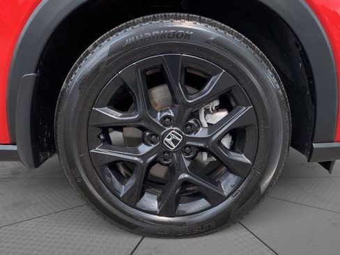 Certified 2023 Honda HR-V Sport image 9