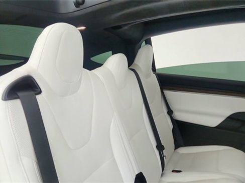 Used 2022 Tesla Model X Base image 24