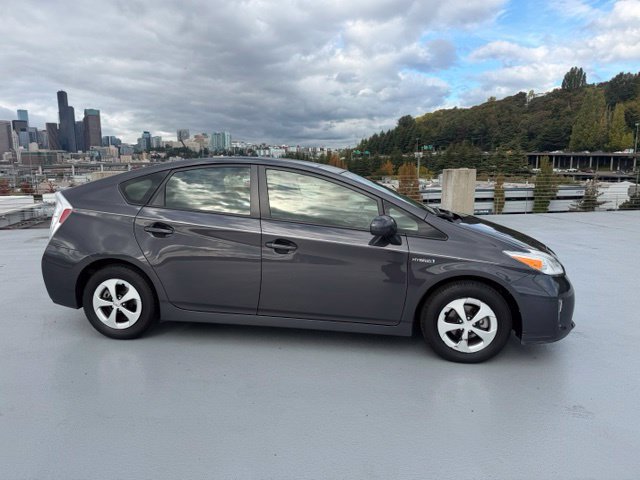Used 2012 Toyota Prius Four w/ Deluxe Solar Roof Pkg FWD image 2