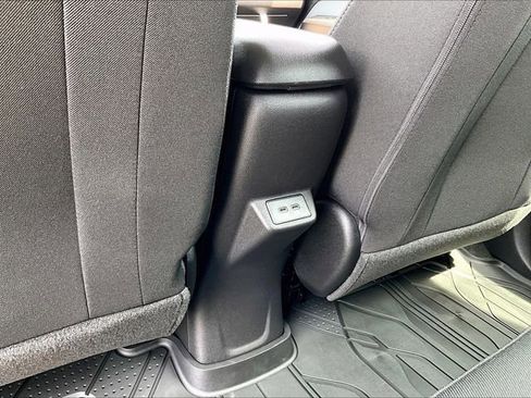 New 2027 Chevrolet Bolt LT w/ Comfort Package FWD image 18