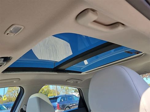 Used 2022 Hyundai Sonata Limited w/ Winter Weather Package image 12