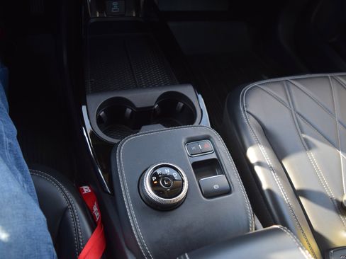 Used 2021 Ford Mustang Mach-E Select w/ Comfort/Appearance Package image 15