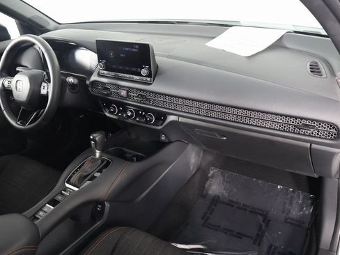 Used 2024 Honda HR-V Sport image 9
