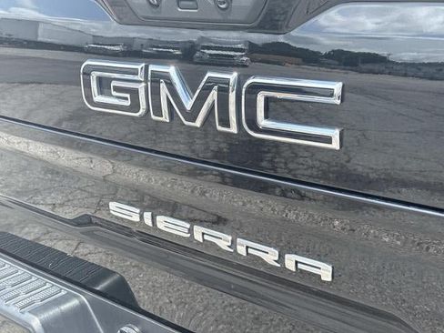 Used 2023 GMC Sierra 1500 Elevation w/ LPO, Elevation Black Package AWD/4WD image 6
