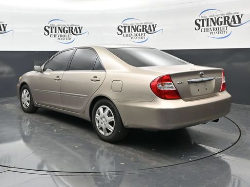 Used 2002 Toyota Camry XLE FWD image 5