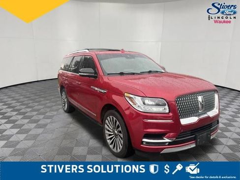 Used 2020 Lincoln Navigator Reserve w/ Luxury Package AWD/4WD image 3