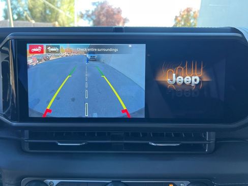 New 2025 Jeep Wrangler Unlimited Rubicon 392 image 17