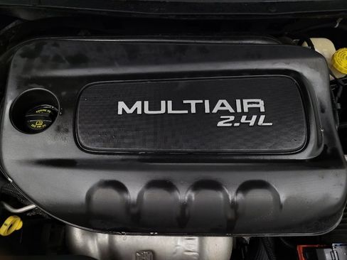 Used 2015 Jeep Cherokee Latitude w/ Comfort/Convenience Group image 30