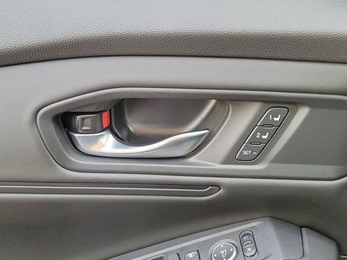 Used 2023 Honda Accord EX-L image 27