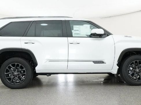 New 2026 Toyota Sequoia Platinum image 27