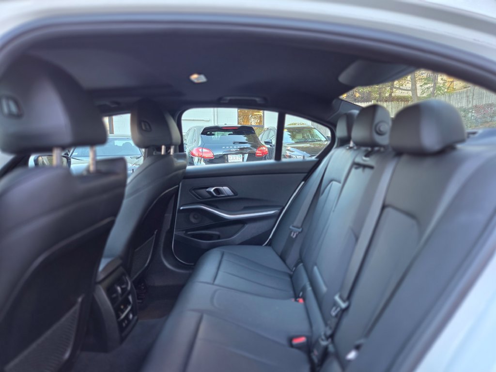 Used 2019 BMW 330i xDrive Sedan w/ Driving Assistance Package AWD/4WD image 24