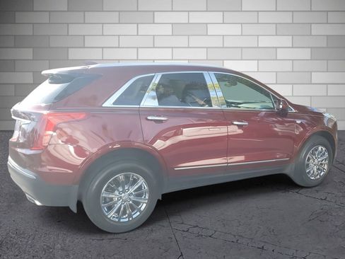 Used 2018 Cadillac XT5 Luxury w/ Driver Awareness Package image 6