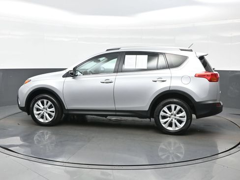 Used 2014 Toyota RAV4 Limited w/ Technology Package AWD/4WD image 3