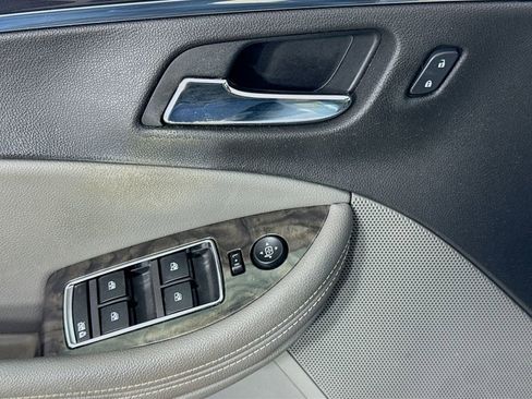 Used 2014 Chevrolet Impala LTZ FWD image 22