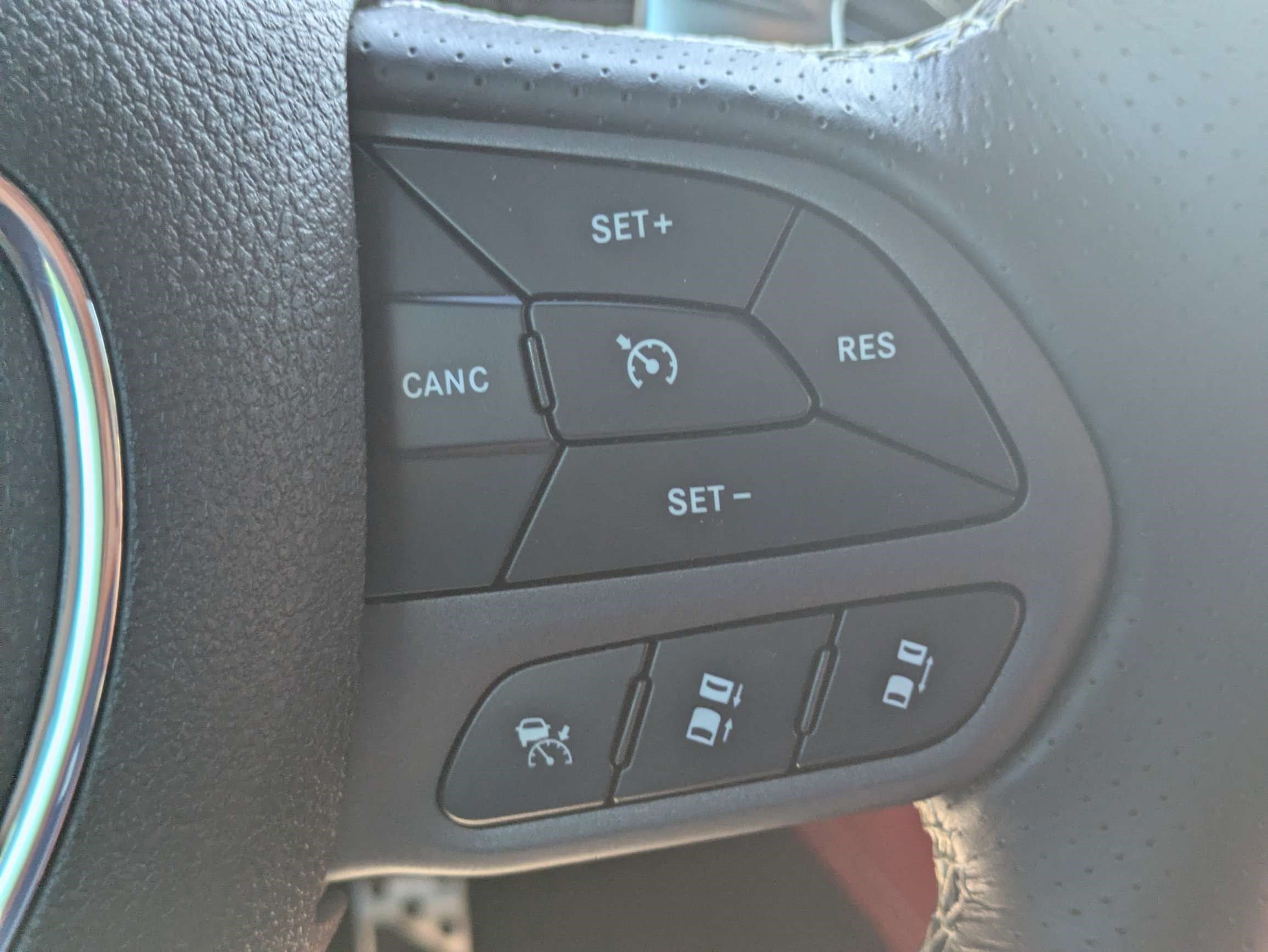 Used 2024 Dodge Durango SRT Hellcat AWD/4WD image 34