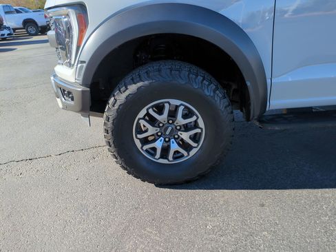 Used 2023 Ford F150 Raptor image 11