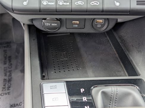 Used 2023 Hyundai Elantra SEL w/ Convenience Package image 23