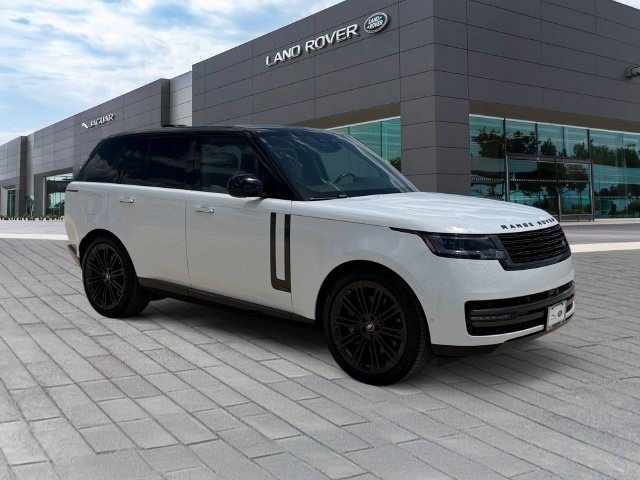 Used 2025 Land Rover Range Rover Autobiography AWD/4WD image 7