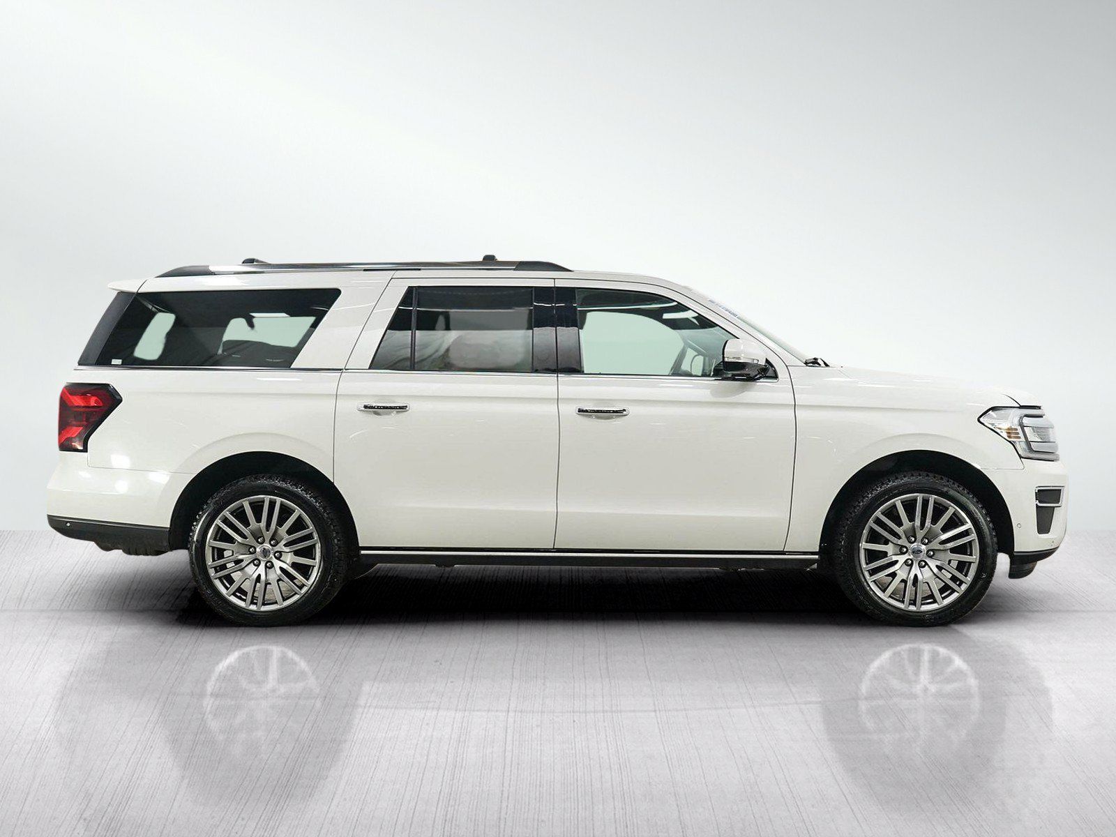 Used 2022 Ford Expedition Max Limited AWD/4WD image 6