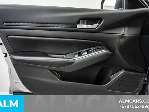 Used 2024 Nissan Altima 2.5 SV image 46