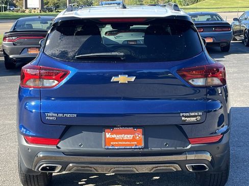 Used 2022 Chevrolet TrailBlazer ACTIV w/ Sun and Liftgate Package image 6