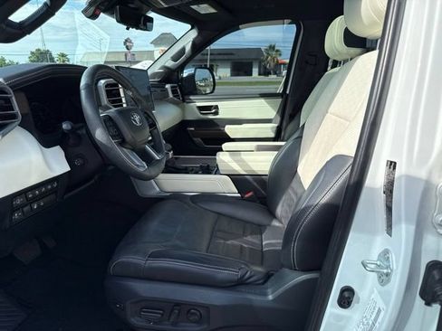 Used 2023 Toyota Sequoia Capstone AWD/4WD image 5