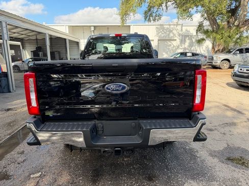 Used 2025 Ford F350 XL w/ FX4 Off-Road Package image 5