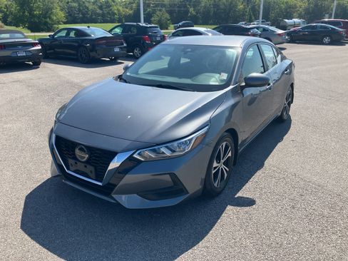 Used 2021 Nissan Sentra SV FWD image 3