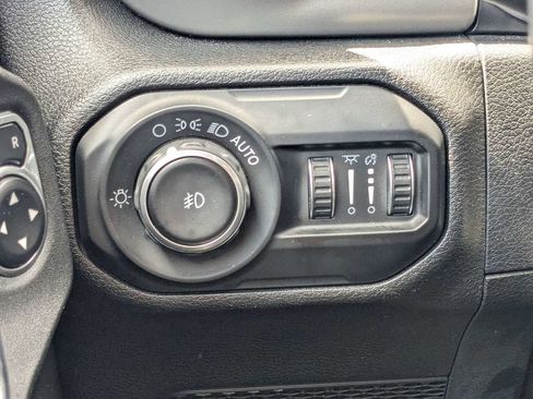 Used 2021 Jeep Wrangler Unlimited Sport AWD/4WD image 20