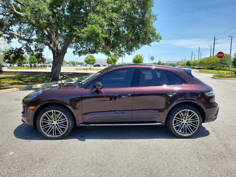 Certified 2023 Porsche Macan AWD/4WD image 7