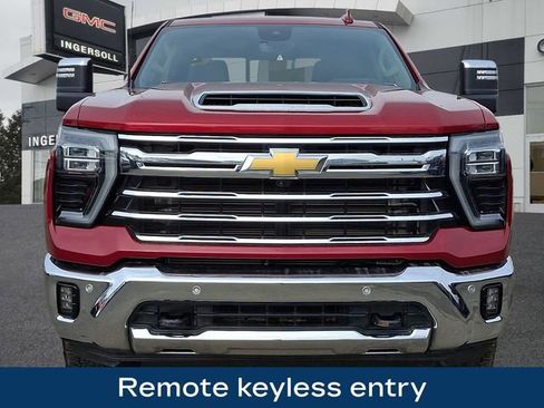 Used 2025 Chevrolet Silverado 2500 LTZ w/ LTZ Premium Package AWD/4WD image 23