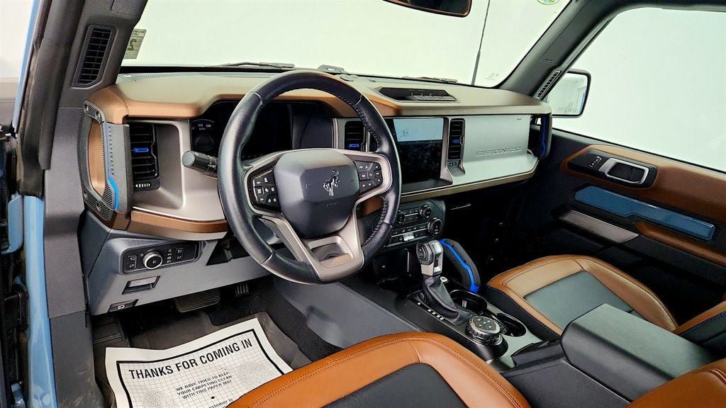 Used 2022 Ford Bronco Outer Banks AWD/4WD image 12