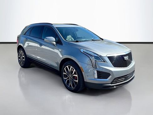 Certified 2023 Cadillac XT5 Sportv w/ Technology Package image 3