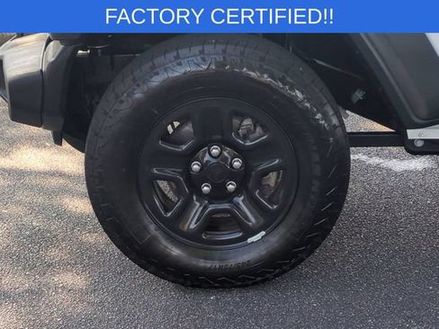 Certified 2025 Jeep Wrangler Sport AWD/4WD image 10