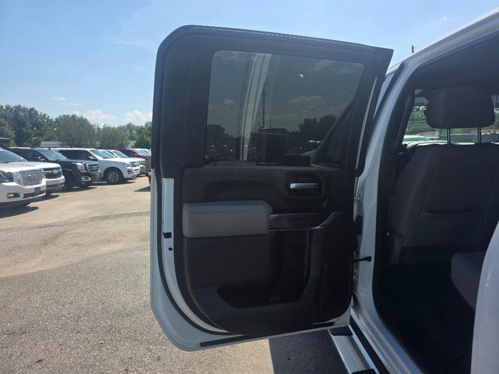 Used 2022 Chevrolet Silverado 2500 LTZ w/ LTZ Premium Package AWD/4WD image 8