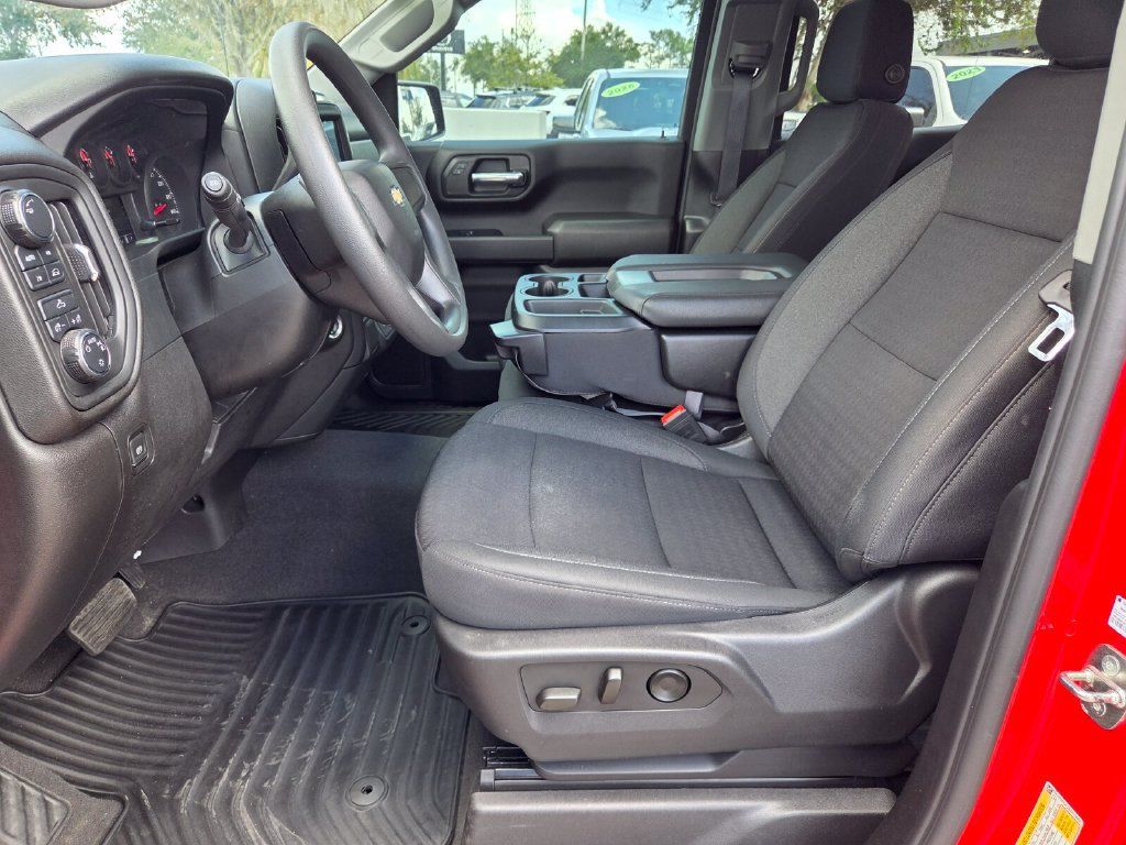 Used 2024 Chevrolet Silverado 1500 Custom AWD/4WD image 5
