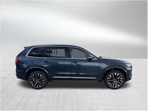 New 2026 Volvo XC90 B6 Ultra w/ Protection Package AWD/4WD image 4