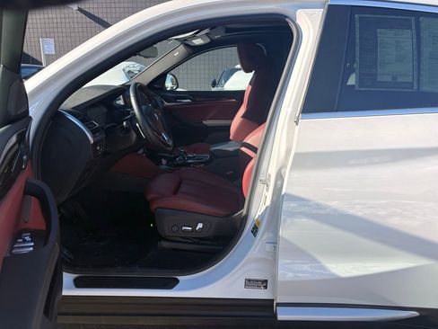 Used 2023 BMW X4 xDrive30i w/ Convenience Package image 38