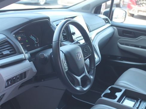 Certified 2024 Honda Odyssey EX-L image 23