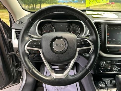 Used 2014 Jeep Cherokee Limited AWD/4WD image 19