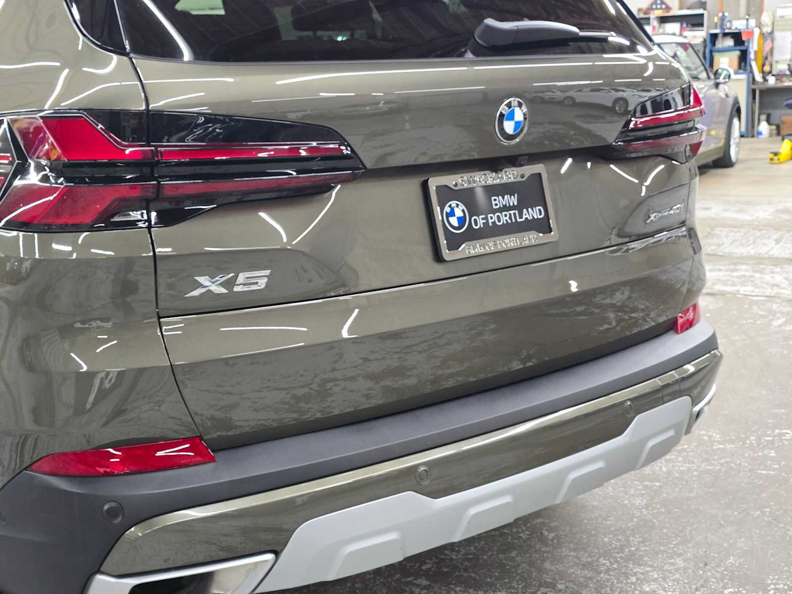 Used 2025 BMW X5 xDrive40i w/ Executive Package AWD/4WD image 13