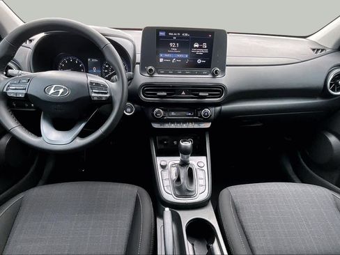 Certified 2022 Hyundai Kona SEL w/ Convenience Package FWD image 16