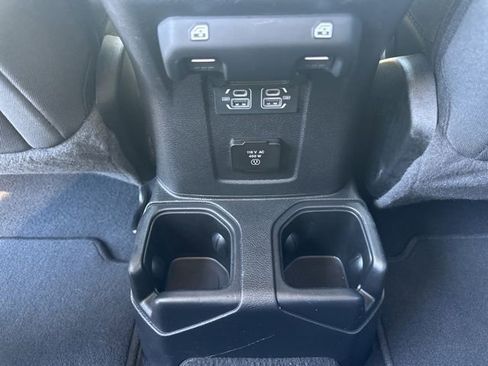 Used 2023 Jeep Gladiator Overland image 23