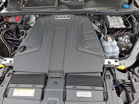 Used 2021 Audi Q7 2.0T Premium Plus w/ Premium Plus Package image 29