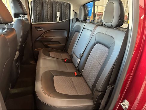 Used 2018 Chevrolet Colorado Z71 image 27