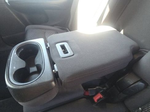 Used 2012 Dodge Journey American Value Package w/ Flexible Seating Group FWD image 17