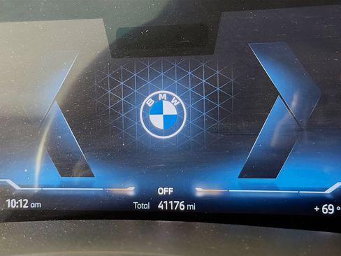 Certified 2024 BMW X7 xDrive40i w/ M Sport Package AWD/4WD image 12
