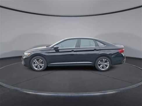 Used 2023 Volkswagen Jetta SE image 5