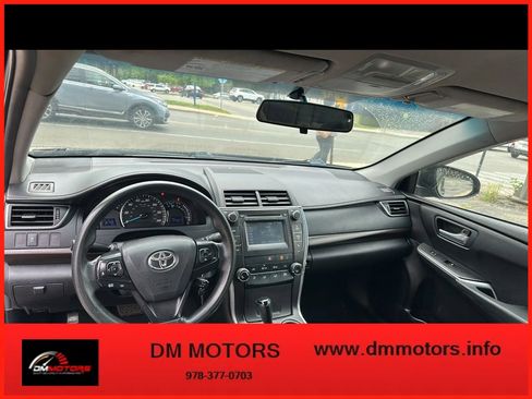 Used 2015 Toyota Camry LE FWD image 12